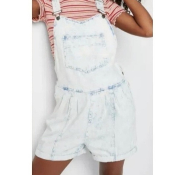 Target WILD FABLE small overalls shortalls acid washed bleached vacation cooko… - Picture 3 of 3